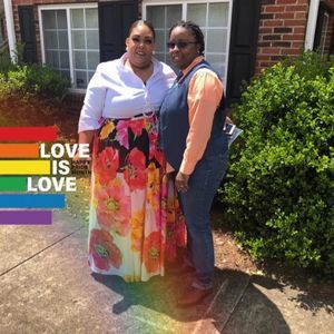 Meet your Posher, April